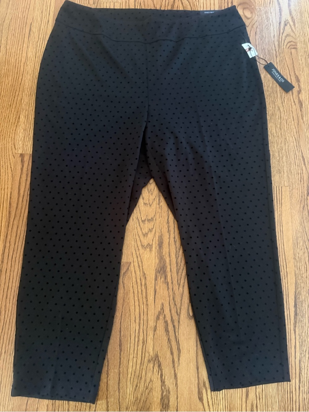 Jones New York Black Polka Dot Plus 3x Pull on Slim Pants, NWT